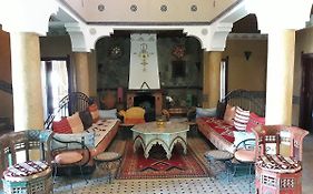 Hotel Salama